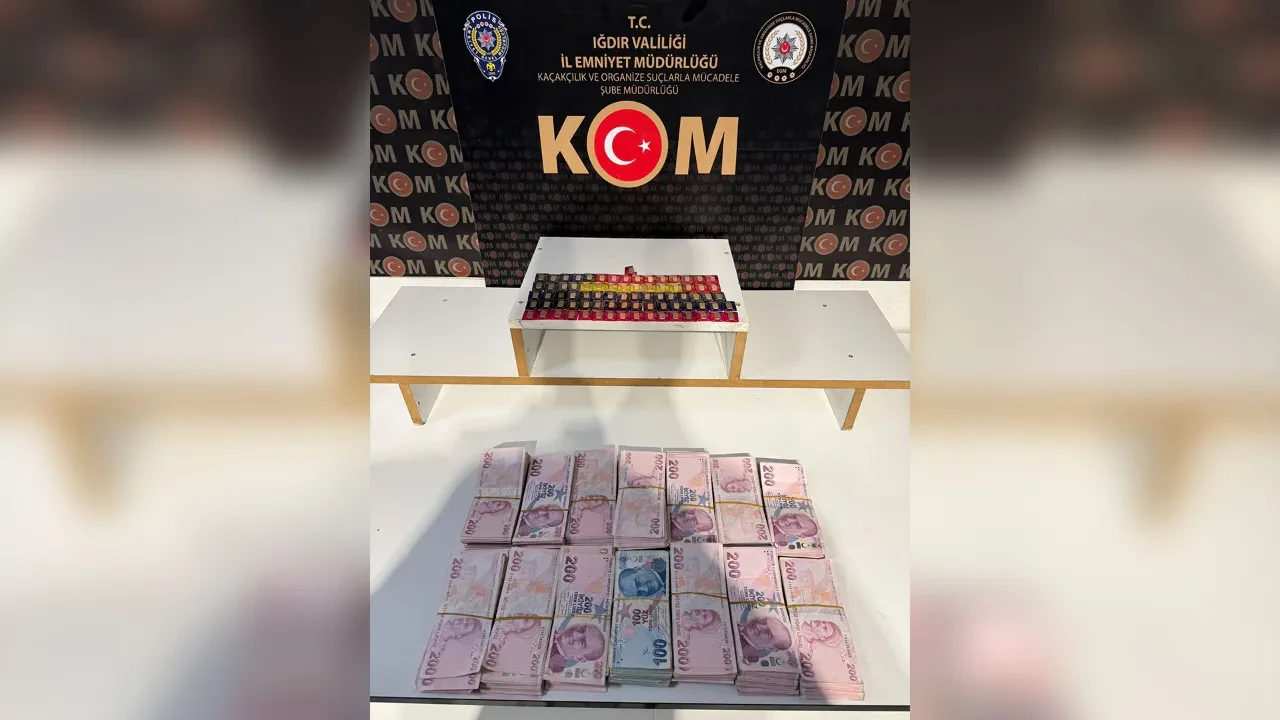 Iğdır'da sahte altın operasyonu! Anne ve 2 çocuğunun üzerinden servet çıktı