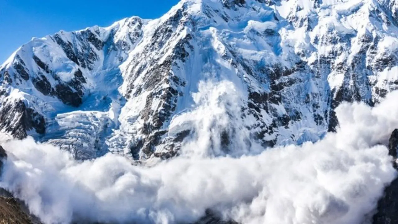 İtalya’nın Güney Tirol bölgesinde çığ düştü: Çok sayıda ölü var!