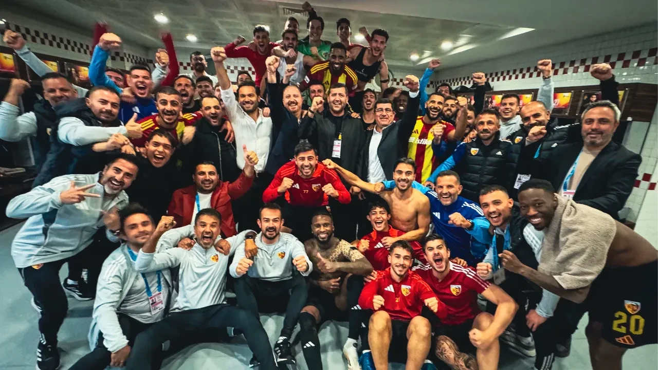 Kayserispor'dan ilk galibiyet: İstanbul ekibine 3 gol attılar!