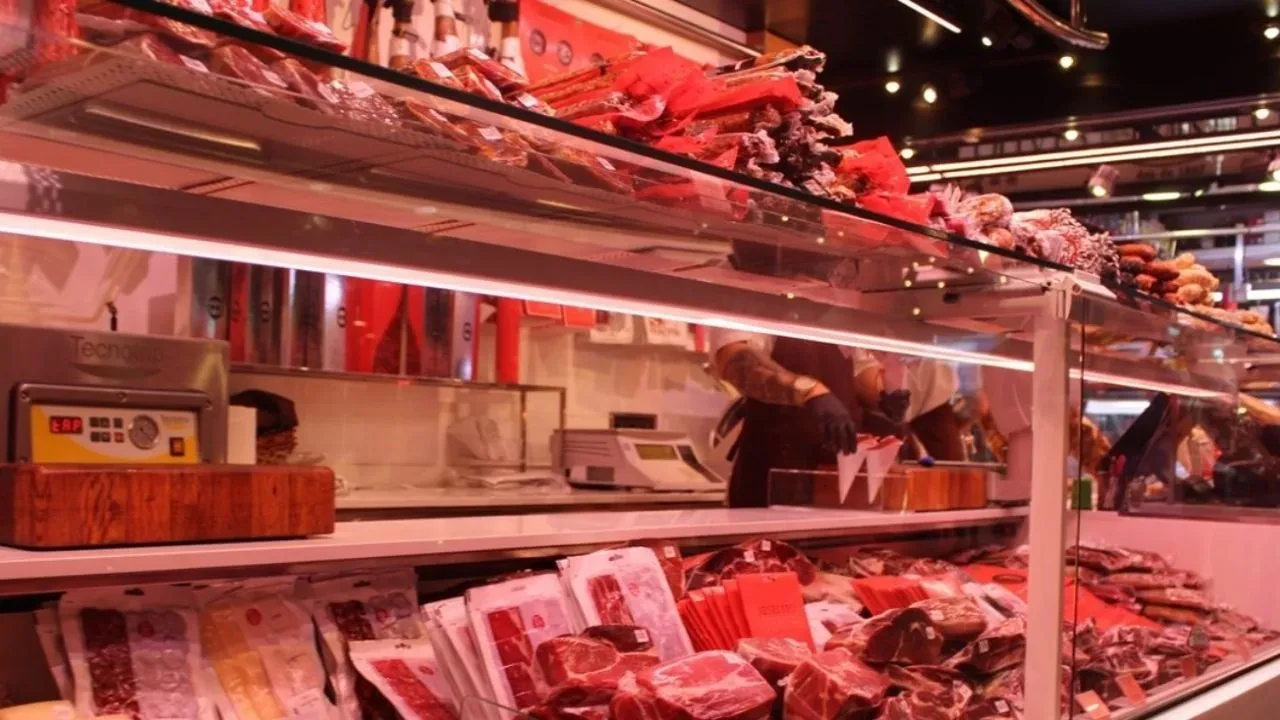 Kırmızı ette 'Balıkesir kuzusu' oyunu! Kaşe basıp 1.100 liradan satıyorlar 