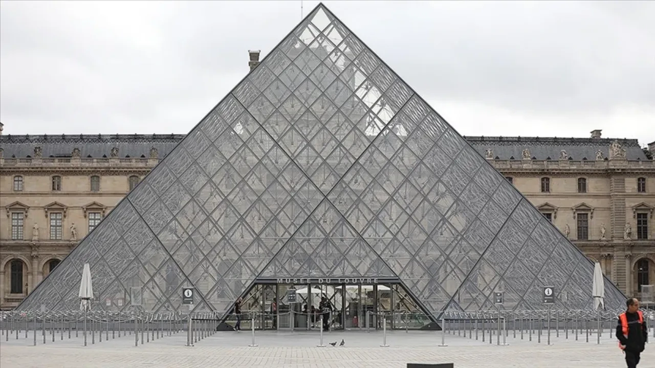 Louvre Müzesi soygununda bir tutuklama daha: Sayı 3'e yükseldi