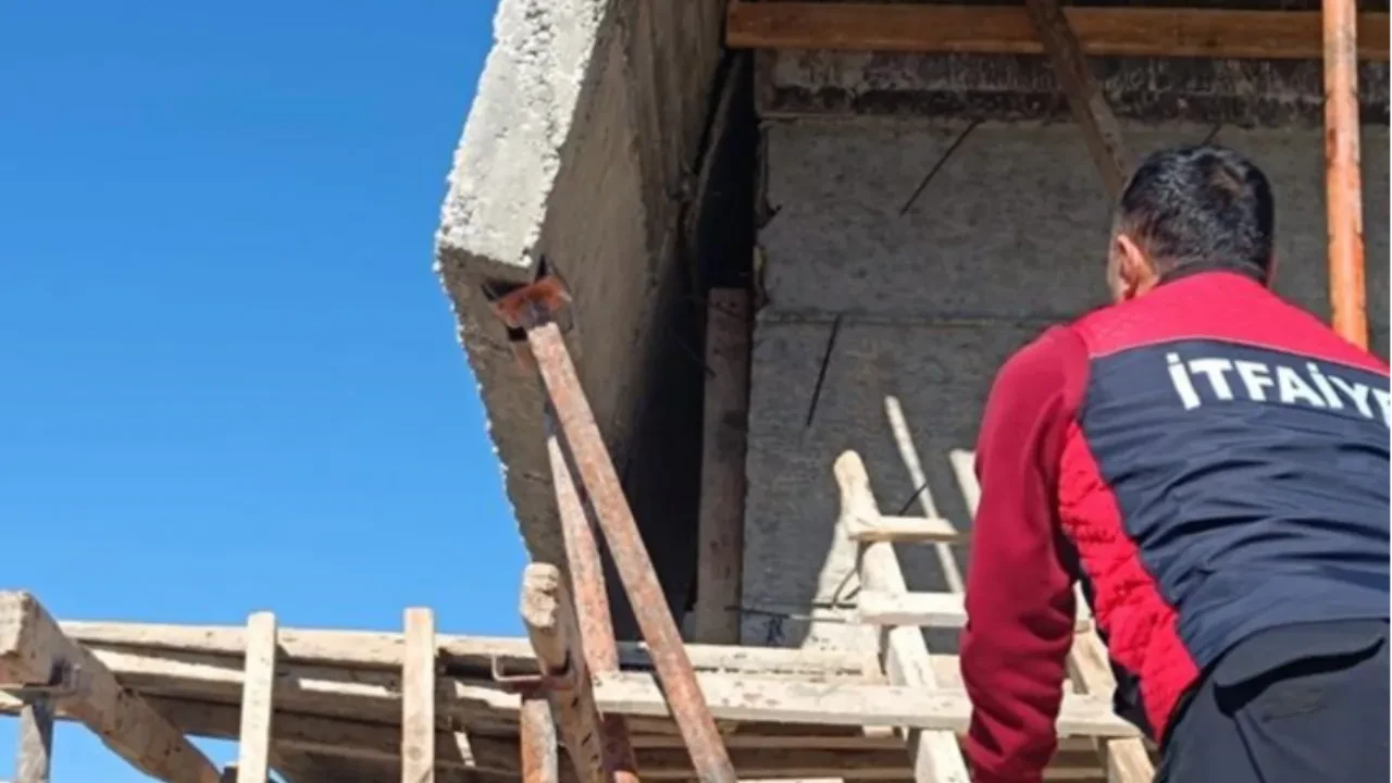 Patnos’ta inşaat kazası: 2 işçi yaralandı