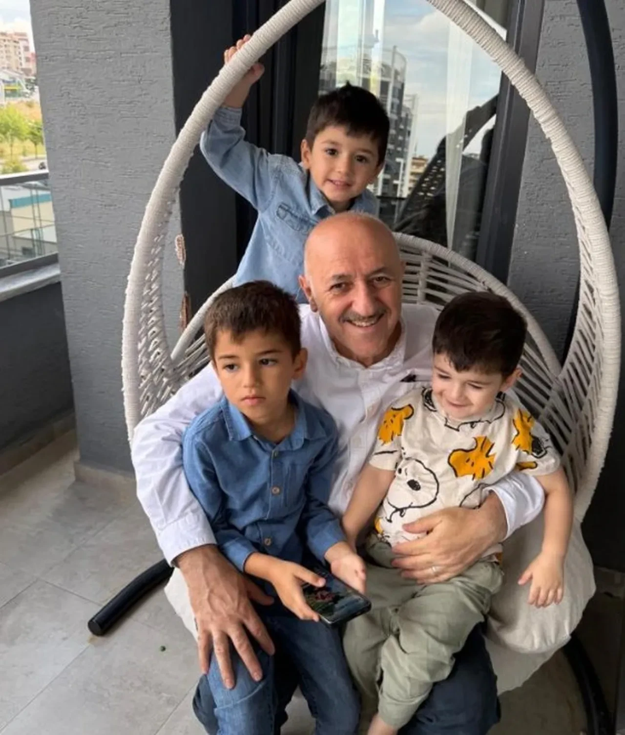 Biri dini diğeri resmi nikahlı... Eşler anlaşamadı, iş adamının cenazesi morgda kaldı