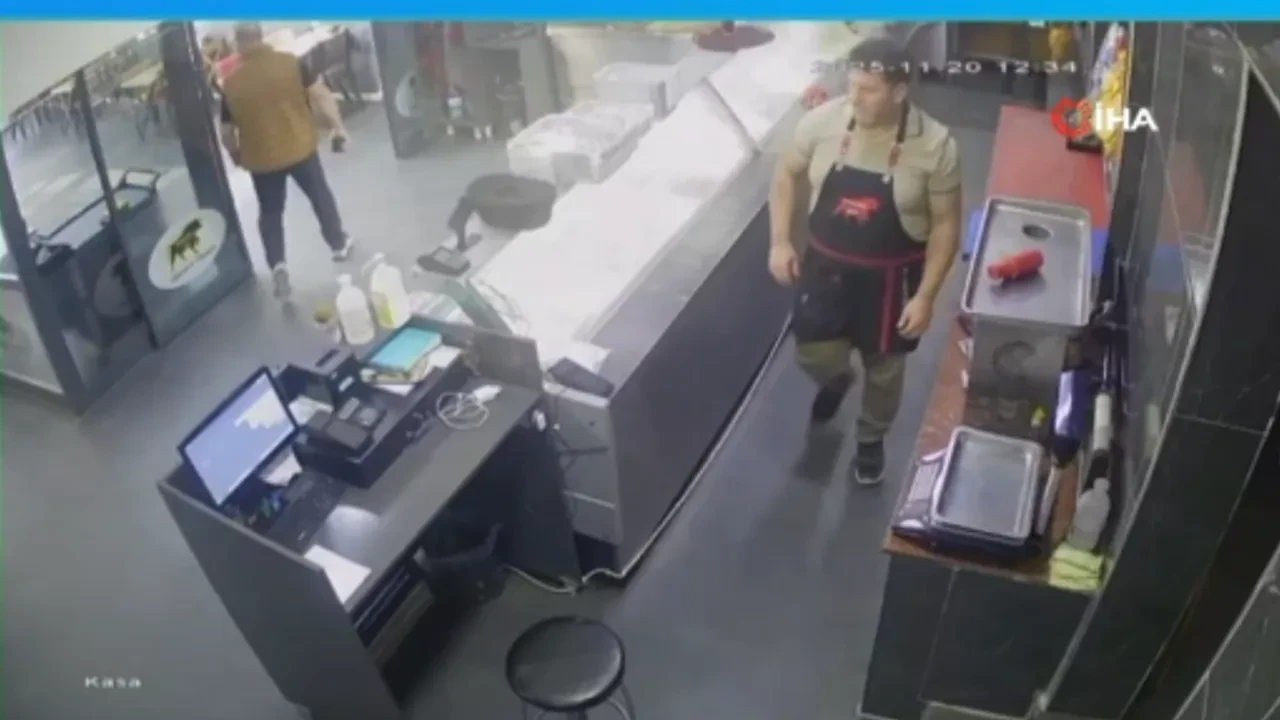 Deprem anındaki panik güvenlik kamerasında!