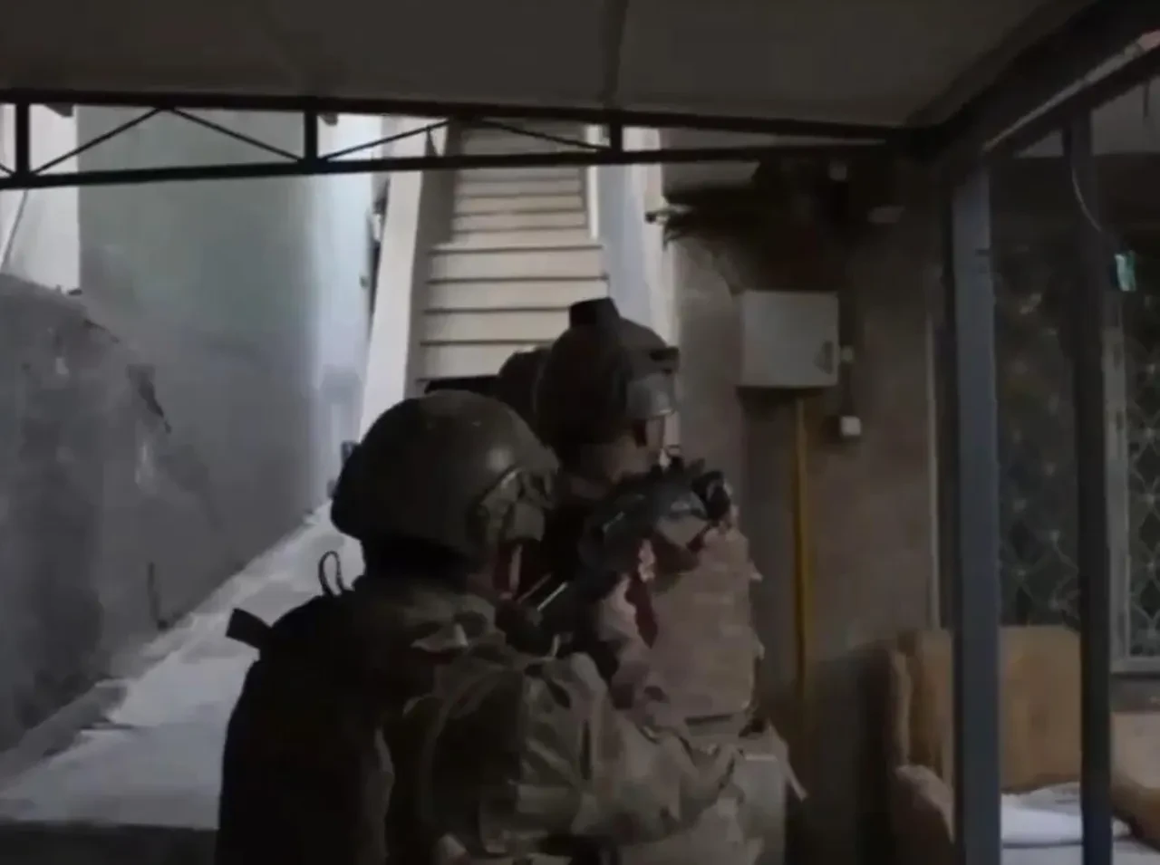 Ehliyetten SRC'ye ustalıktan kalfalığa! Sahte belge çetesine büyük darbe