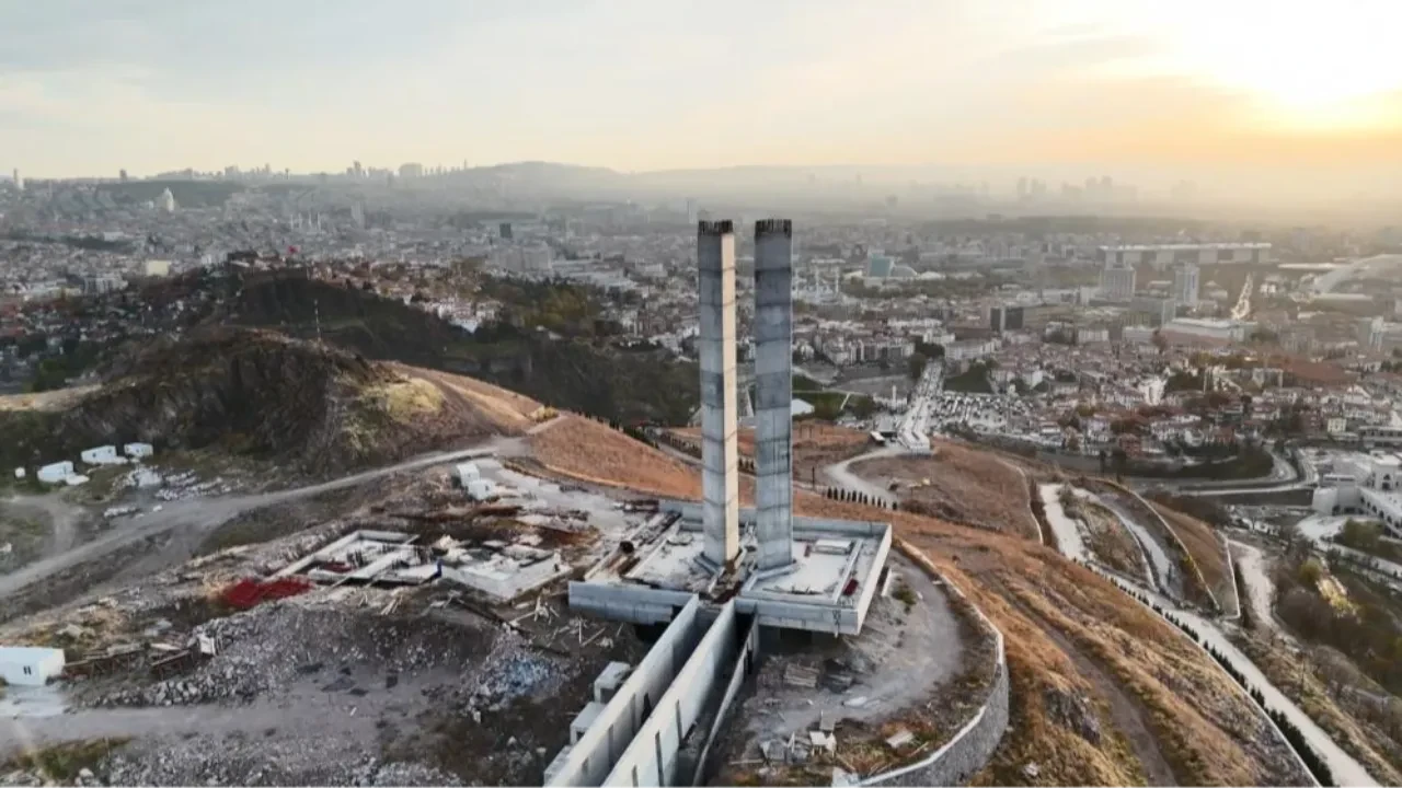 Hala tamamlanamadı! ABB'nin 100. Yıl Şükran Anıtı ve Şehitler Anıtı projesi tartışma konusu oldu! 
