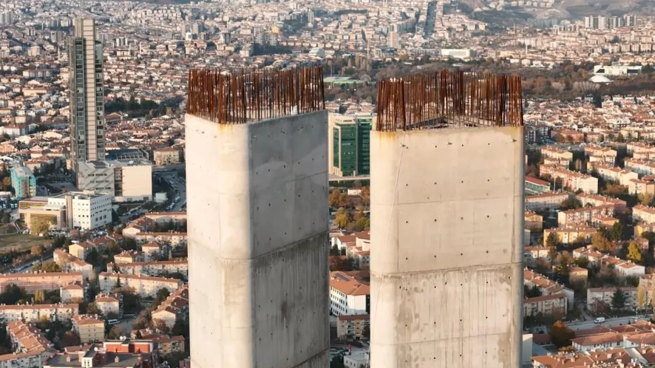 Hala tamamlanamadı! ABB'nin 100. Yıl Şükran Anıtı ve Şehitler Anıtı projesi tartışma konusu oldu! 
