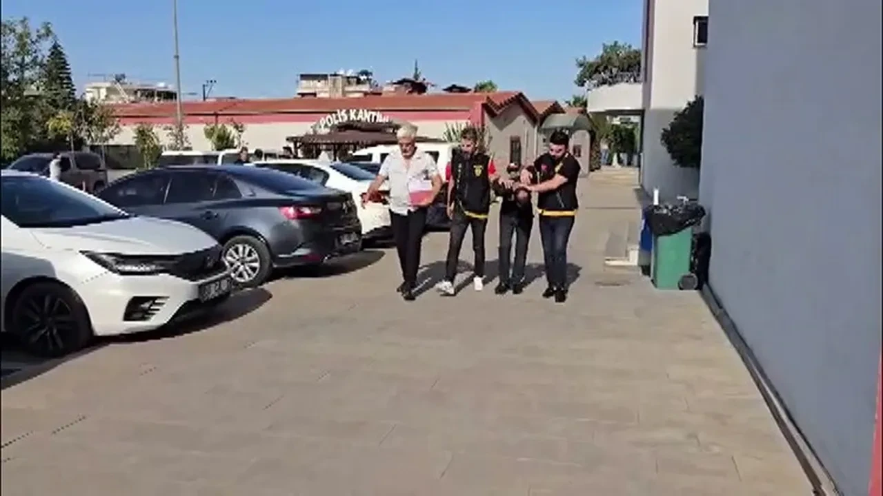 Hırsızlık yapmadan duramıyor! Hırsızlıktan cezaevine girdi, firar edip 2 kez soygun yaptı