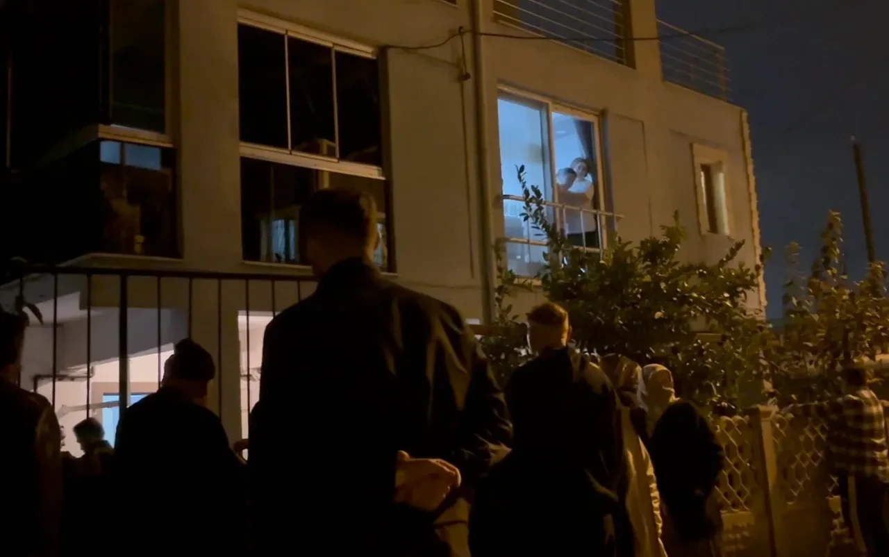 İzmir'de aile faciası: Engelli kızını öldüren baba intihar etti