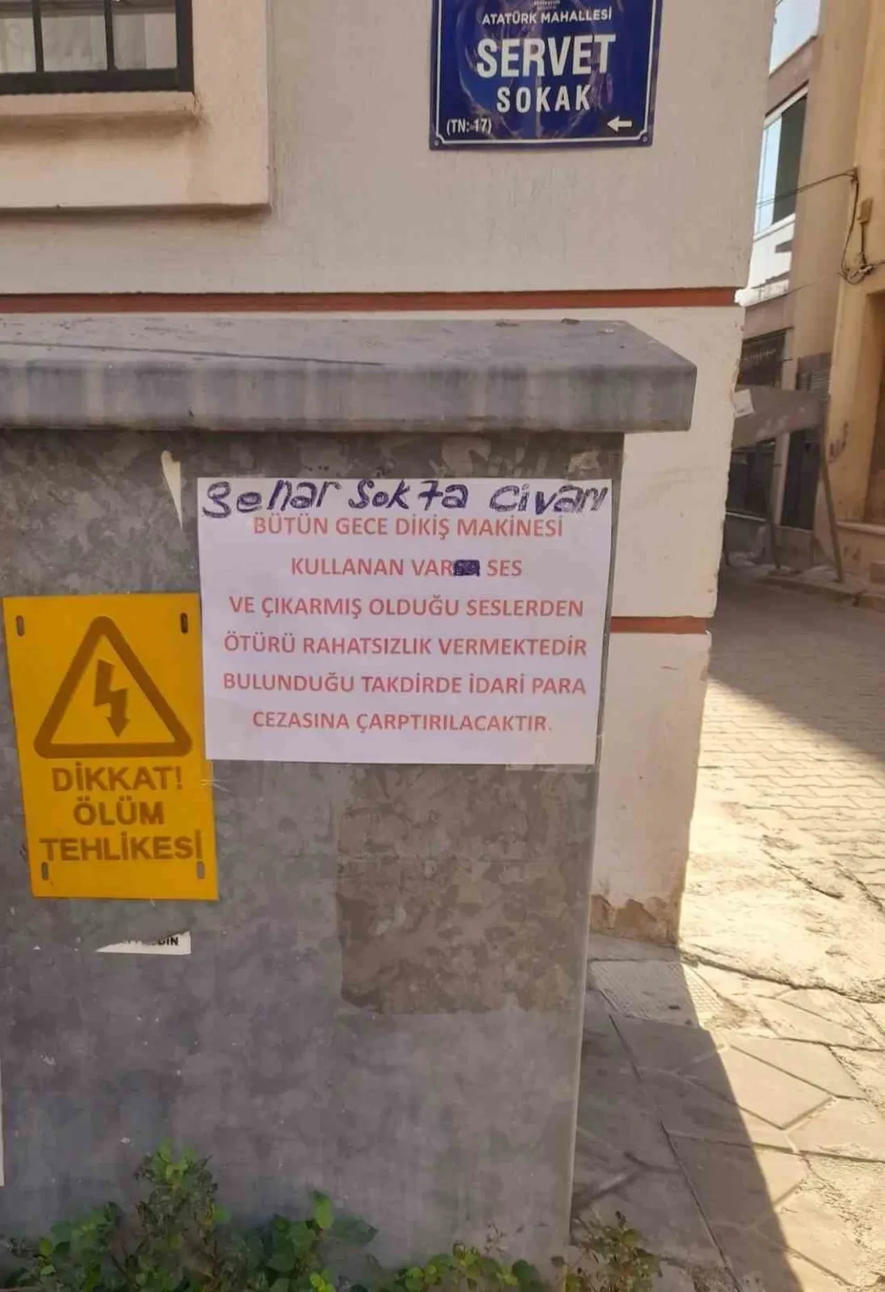 Kızılay tabelasının suçu ne?