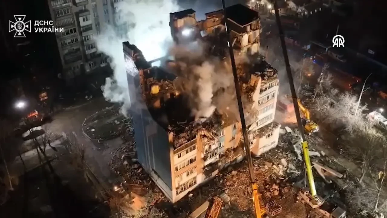 Rusya'dan Ukrayna'nın Ternopil şehrine ağır saldırı! Onlarca ölü ve yaralı var