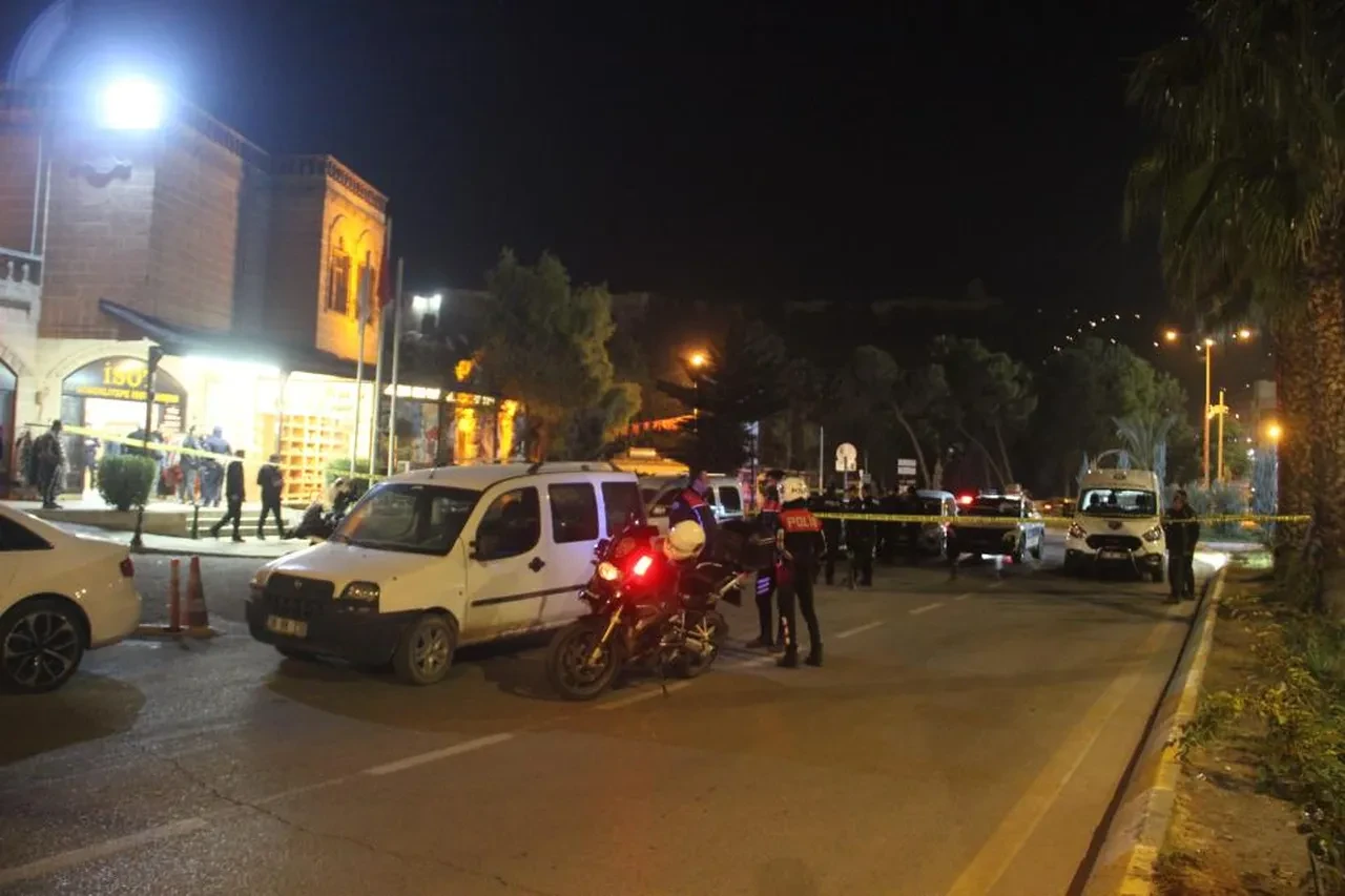 Şanlıurfa’da baharatçı dükkanına silahlı saldırı: 1 ağır yaralı