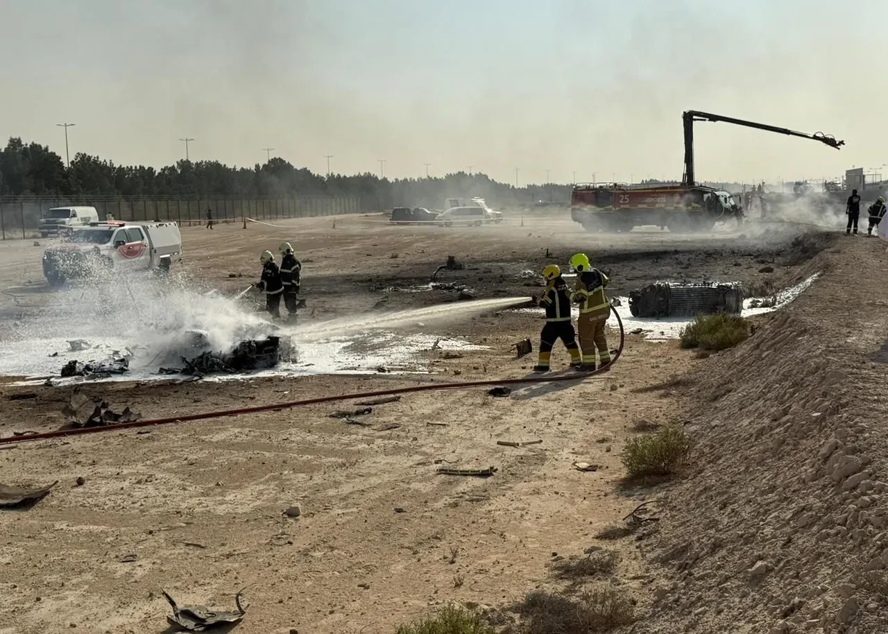 Dubai'deki hava gösterisinde facia! Hindistan'ın yerli savaş uçağı yere çakıldı