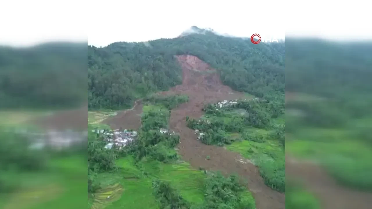 Endonezya'da heyelan kabusu sürüyor! Bilanço her geçen gün artıyor