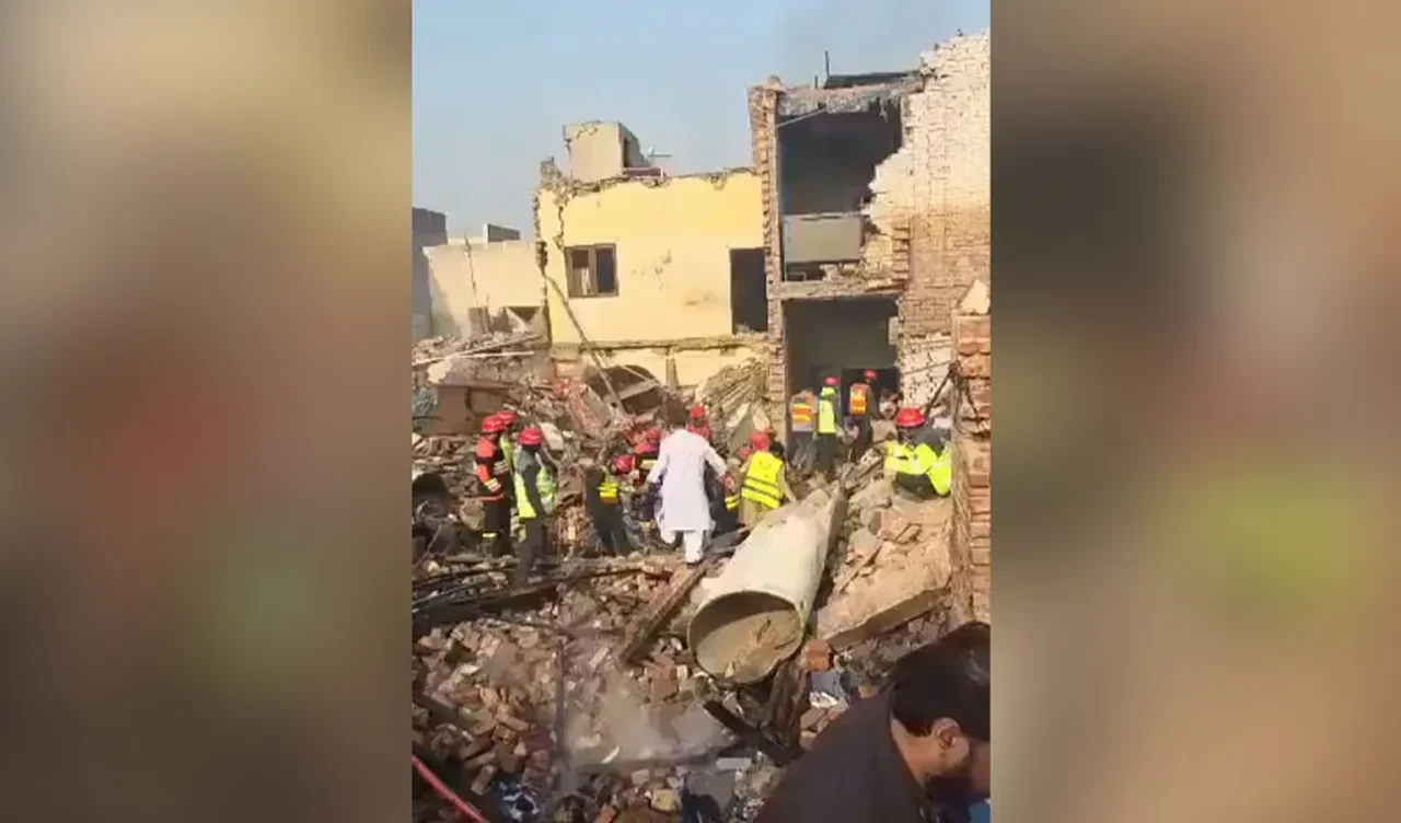 Gaz sızıntısı fabrikayı havaya uçurdu! Çok sayıda ölü ve yaralı var