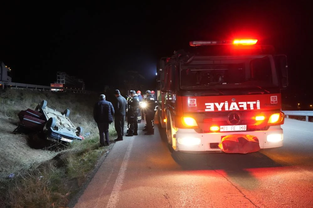 Kırıkkale’de otomobil takla atıp şarampole devrildi: Sürücü yaralandı