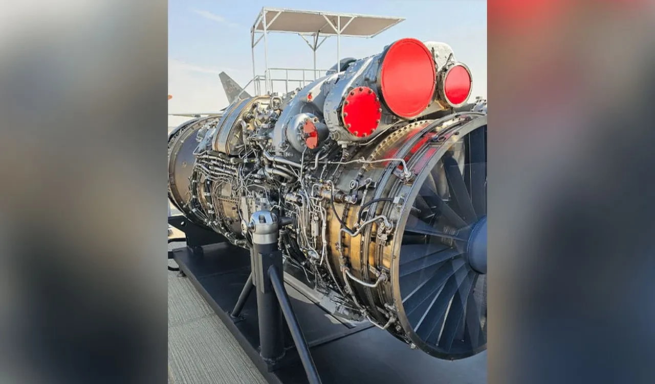 Rusya, yeni nesil savaş uçağı motorunu görücüye çıkardı