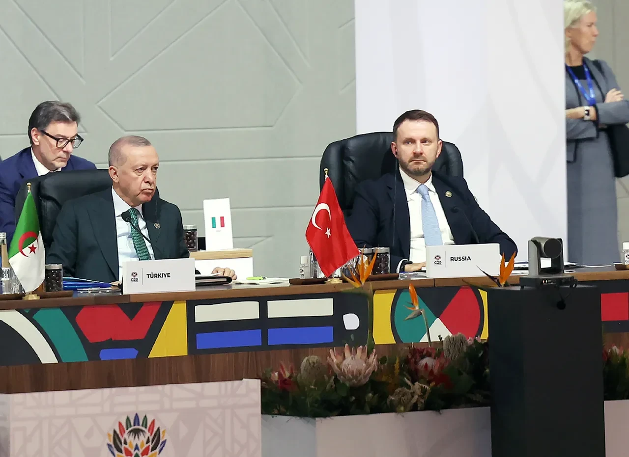 Cumhurbaşkanı Erdoğan'dan G20 Liderler Zirvesi'nde ekonomi mesajı! Tüm üyelere 'adil olun' çağrısı 