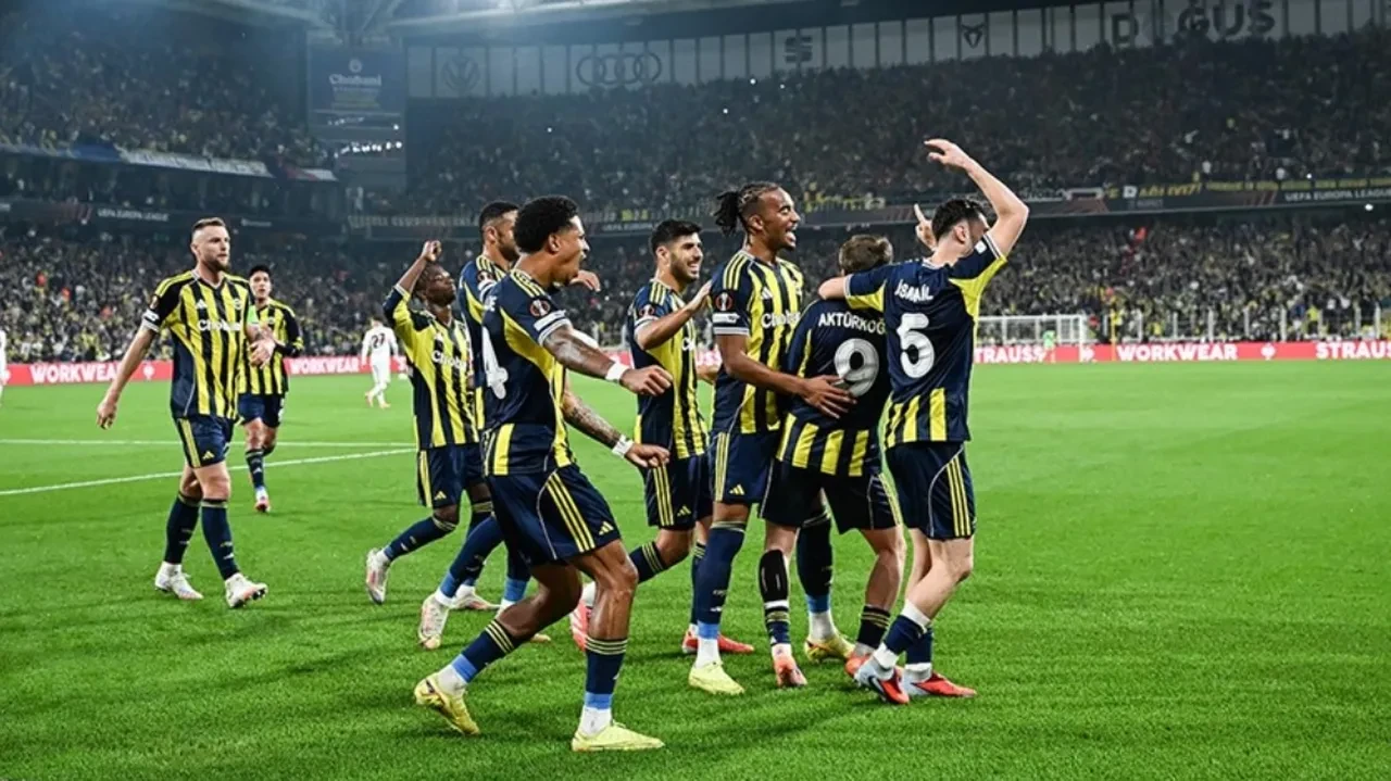 Derbi ne zaman? Fenerbahçe Galatasaray derbisi için geri sayım!