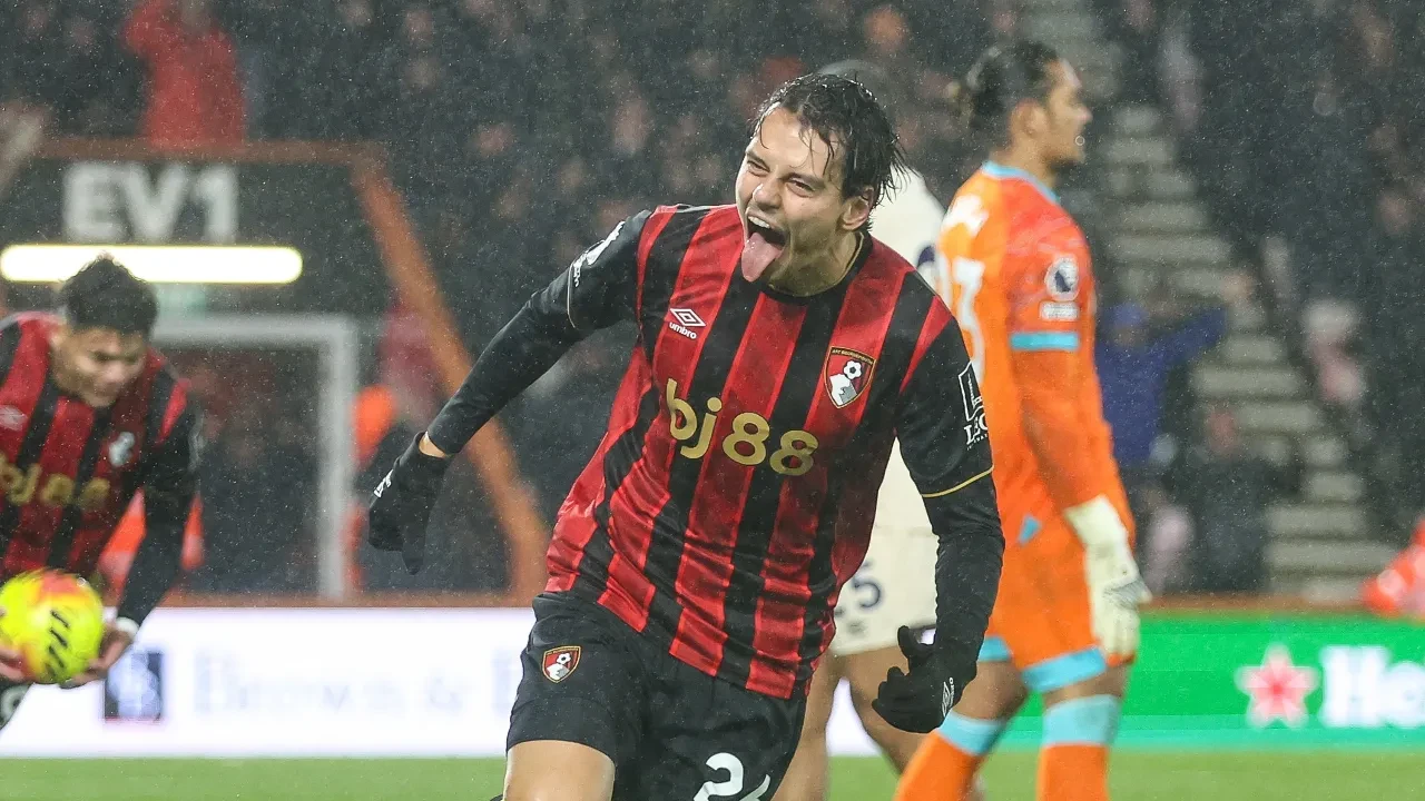 /spor/enes-unal-golle-dondu-oyuna-girdi-takimini-ipten-aldi-3265543