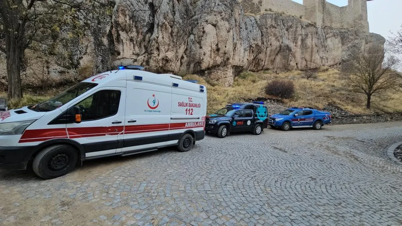 Harput Kalesi'nde acı olay! Kadın kendisini aşağı bıraktı: 2 detay şüpheleri artırdı