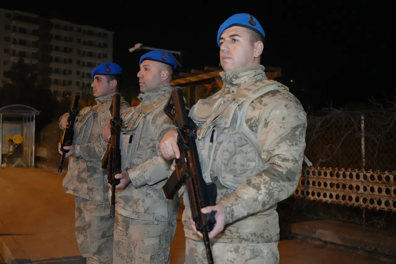 Kırıkkale'de Huzur-71 uygulaması: Uyuşturucu ve kural ihlallerine geçit verilmedi