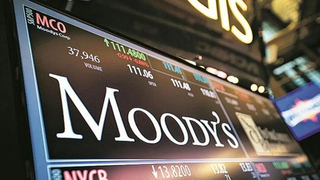 Moody's, İngiltere'nin kredi notunu teyit etti; İtalya'nın notunu ise yükseltti