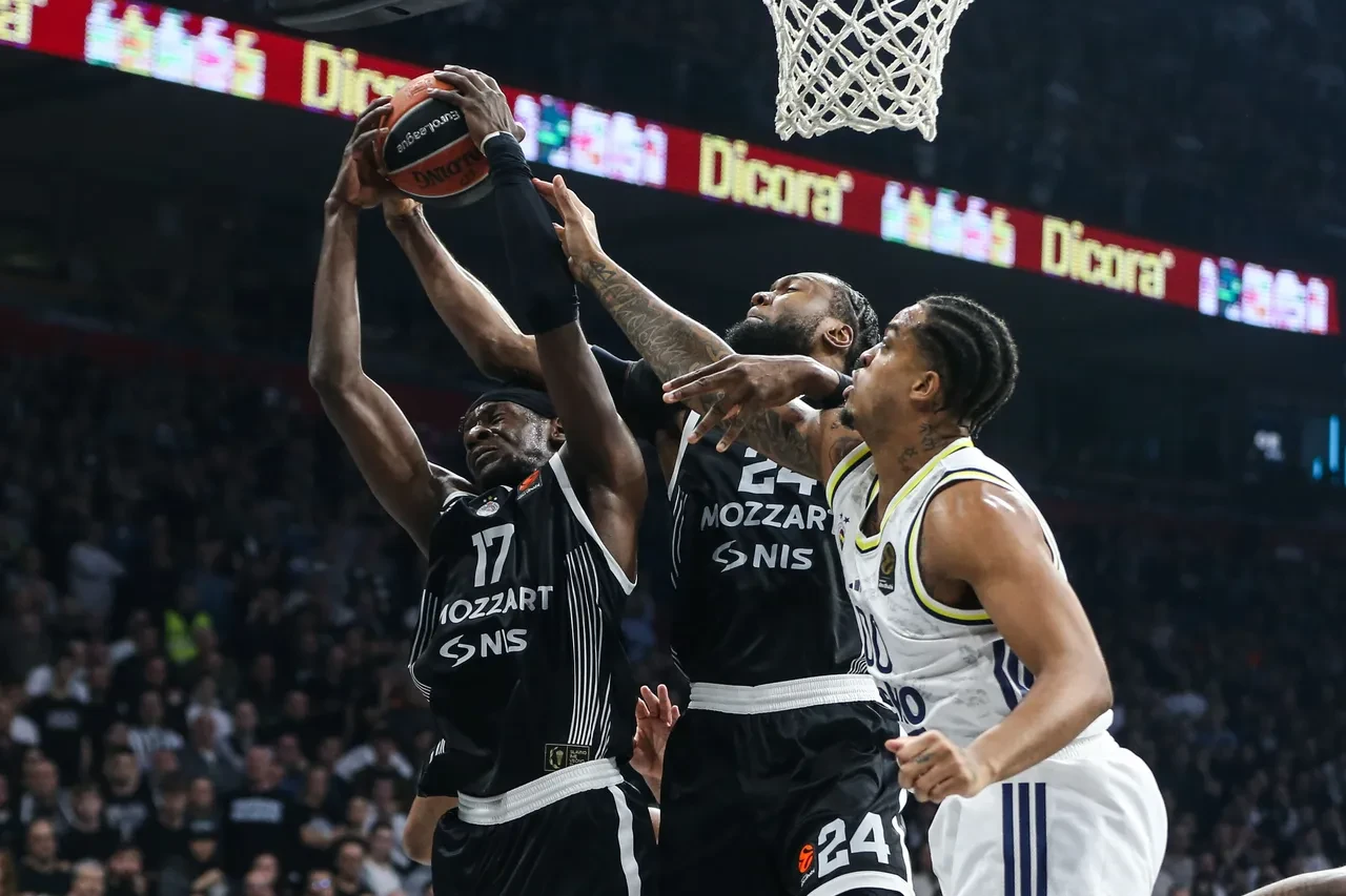 Partizan Fenerbahçe Beko maç sonucu kaç kaç? Üst üste 4. galibiyet