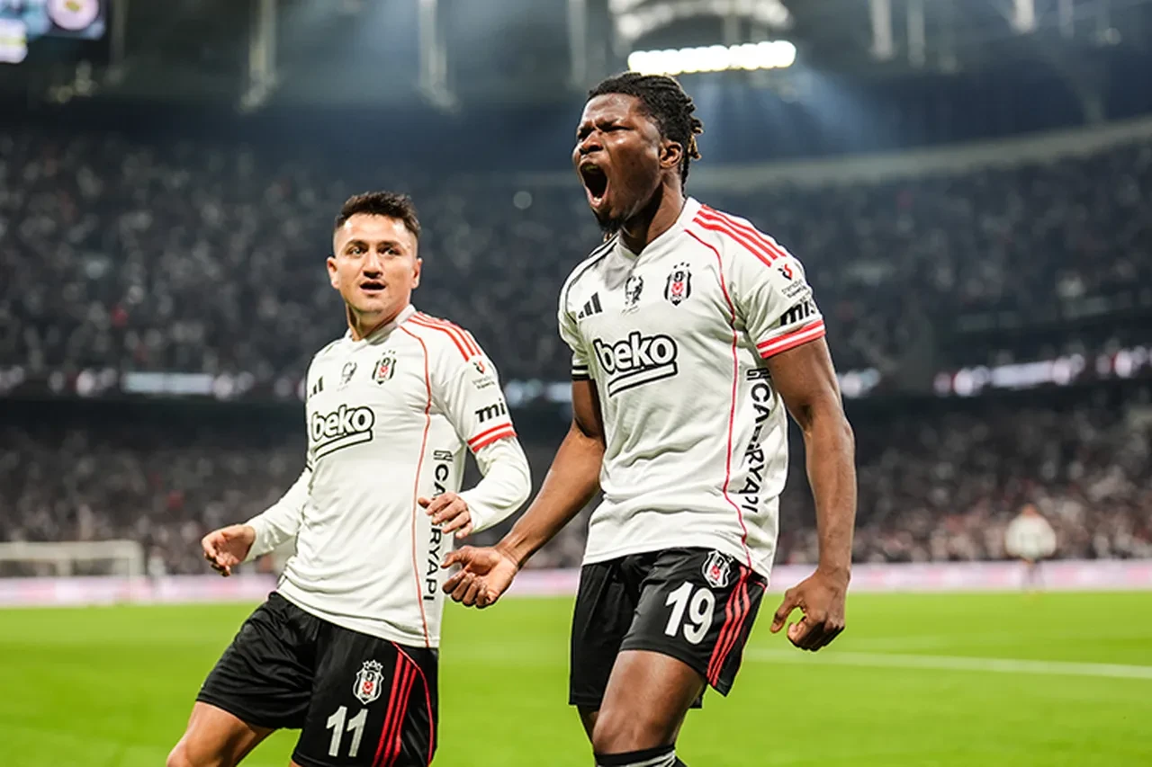 Beşiktaş Samsunspor maçı canlı şifresiz nereden izlenir, hangi kanalda? Karşılaşmaya dakikalar kaldı