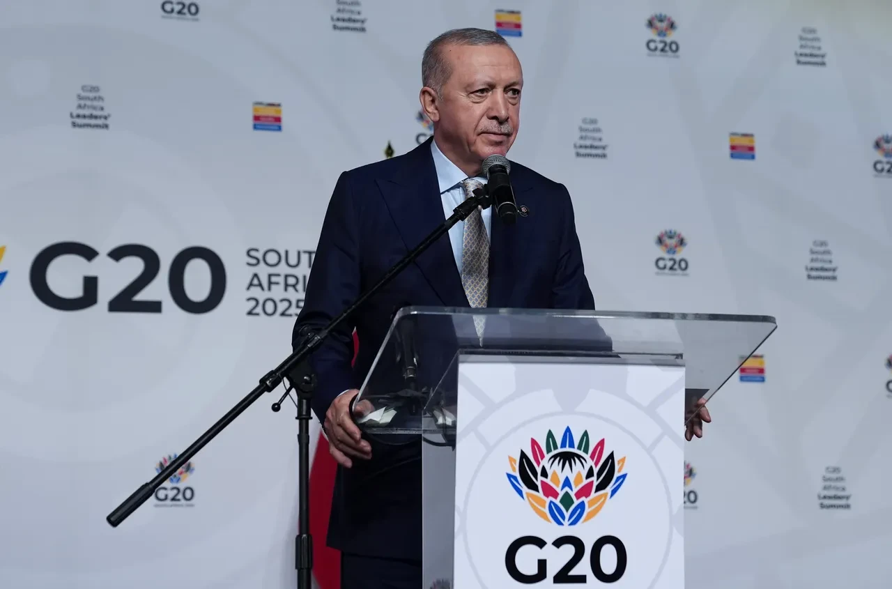 Cumhurbaşkanı Erdoğan'dan G20 Liderler Zirvesi'nde duyurdu: Yarın Putin'le görüşeceğim