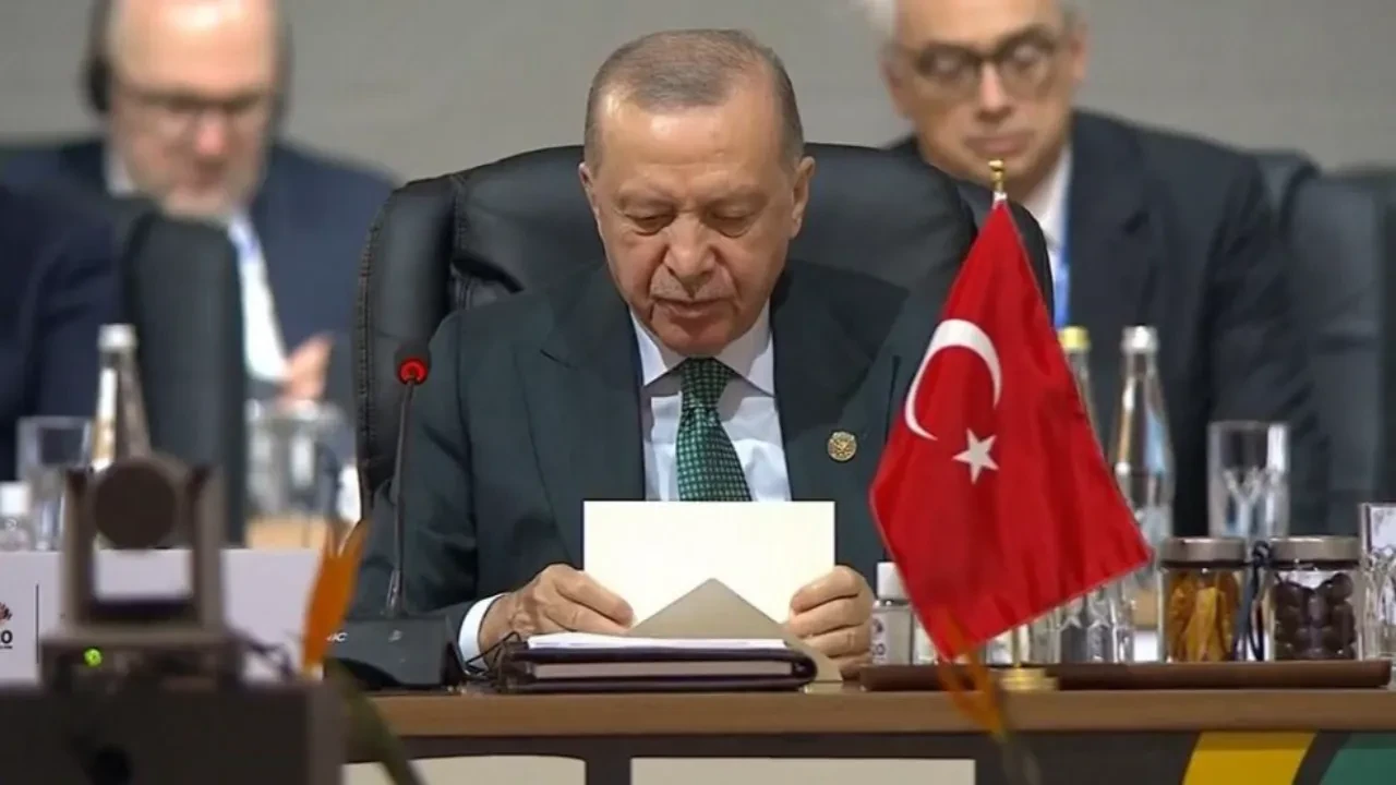 Cumhurbaşkanı Erdoğan'dan önemli mesajlar!