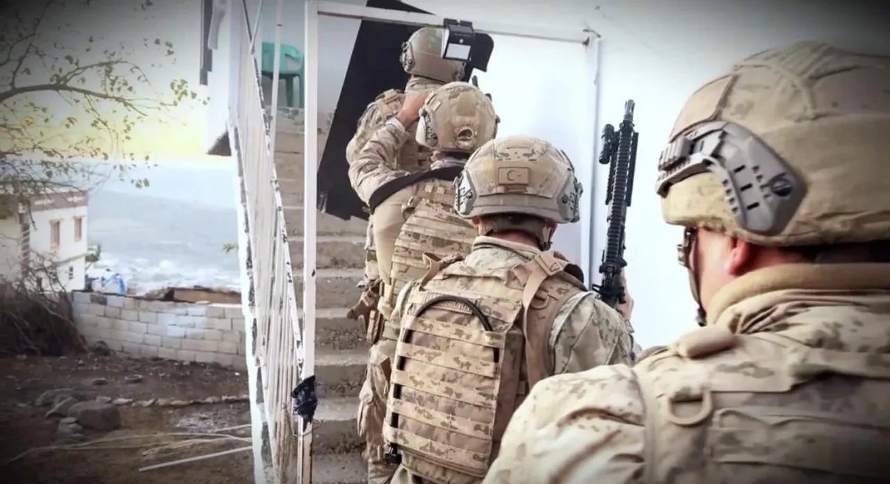 Gaziantep’te DEAŞ’ın finans kaynağına şafak operasyonu: 13 gözaltı