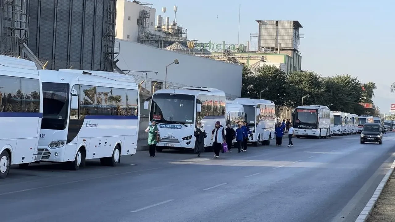 Mersin'de 11 işçi zehirlenme şüphesiyle hastaneye kaldırıldı