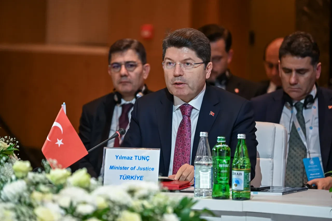 Türkiye'den Güney Afrika'nın İsrail hamlesine tam destek! Bakan Tunç: 'Kanları yerde kalmayacak'