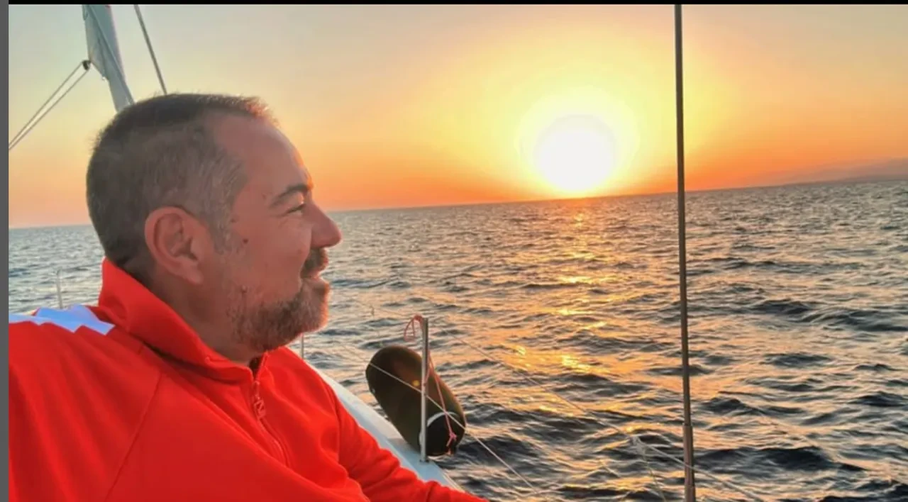 Ata Demirer'in Bozcaada sevdası! İlk kazandığı parayla Çanakkale'ye koştu 