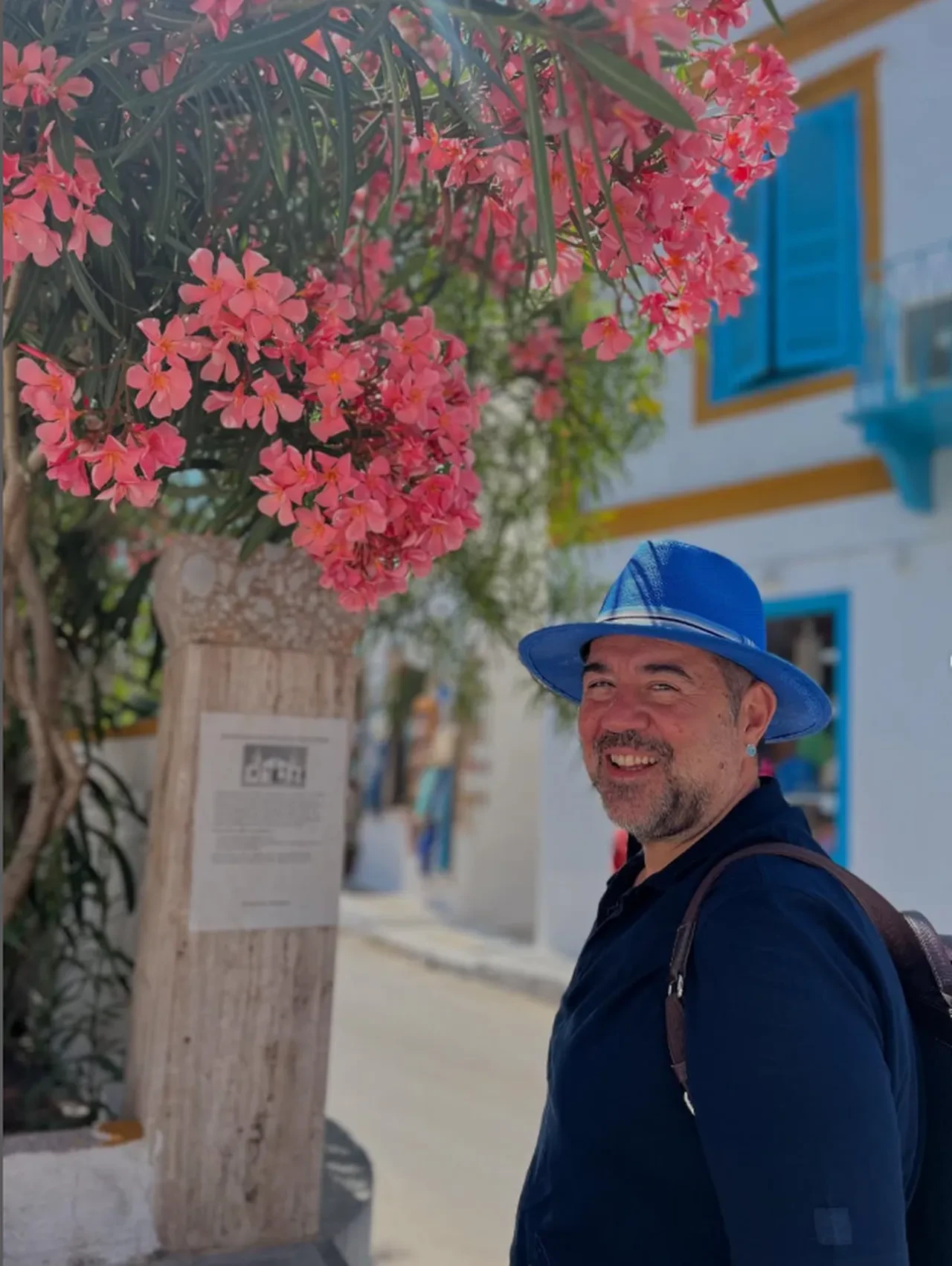 Ata Demirer'in Bozcaada sevdası! İlk kazandığı parayla Çanakkale'ye koştu 