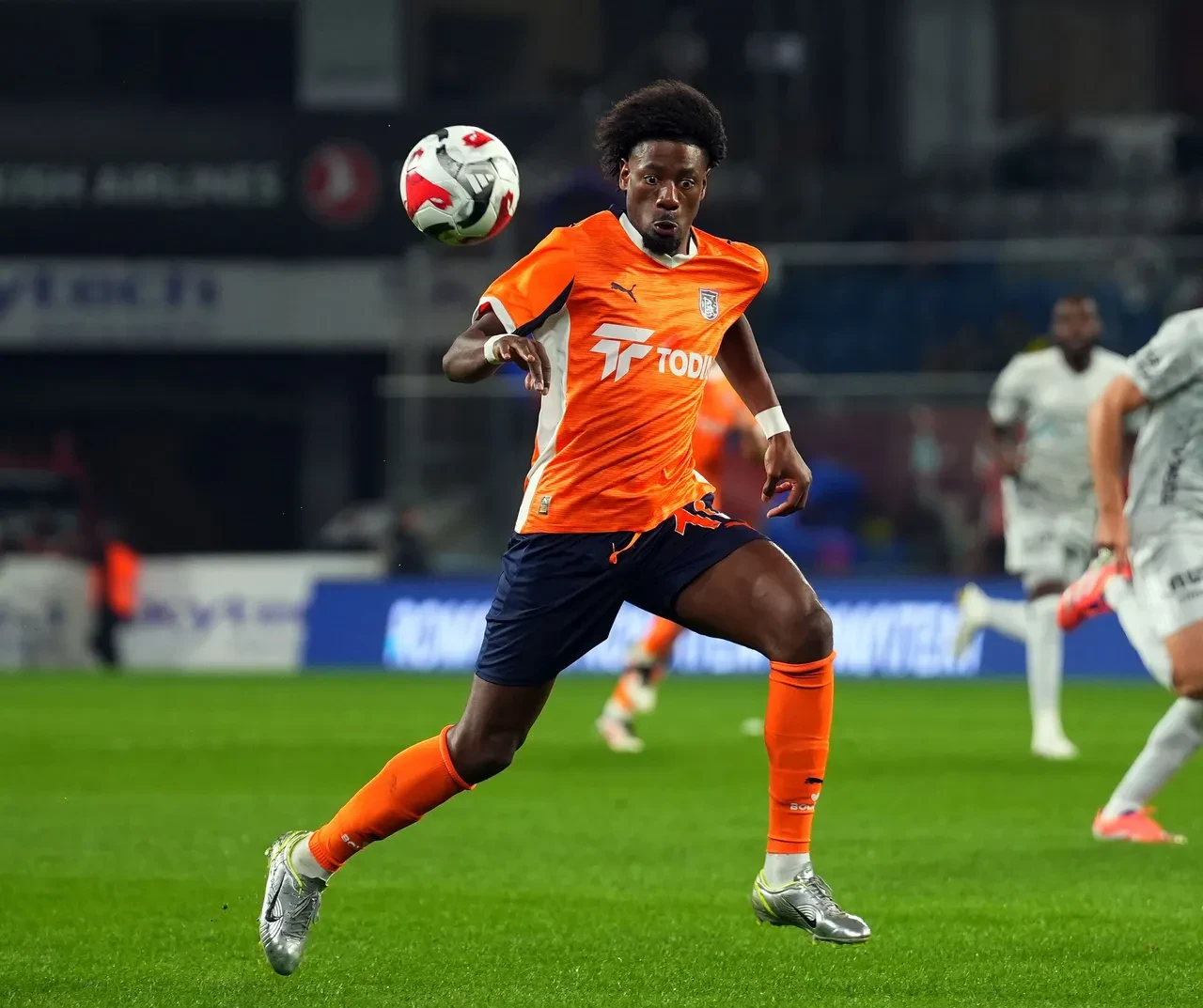 Başakşehir Trazonspor maçı nereden izlenir, hangi kanalda? Başakşehir Trabzonspor maç kadrosu, muhtemel ilk 11'leri