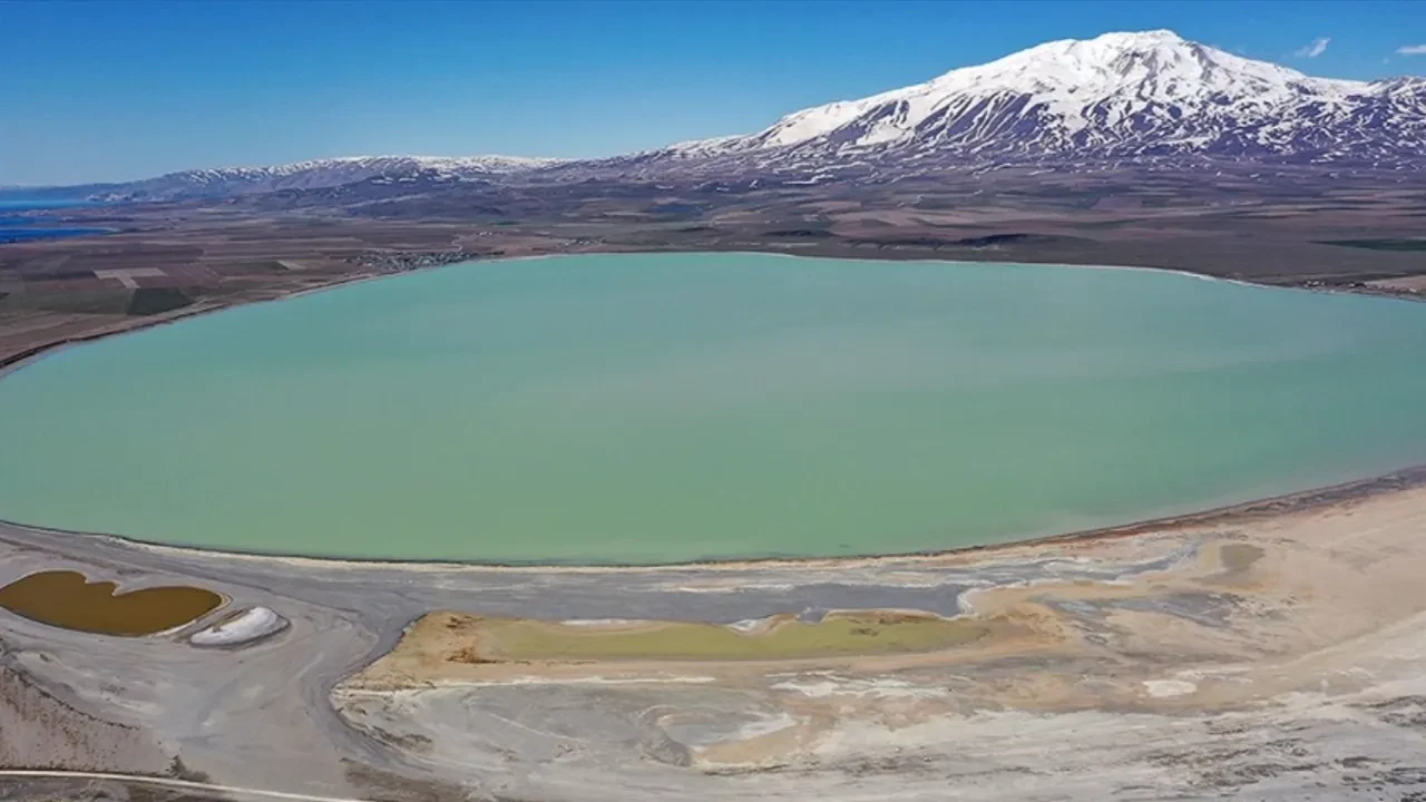 Binlerce kuş türünün ev sahibi ciddi tehlike altında! Arin Gölü kuraklıkla boğuşuyor