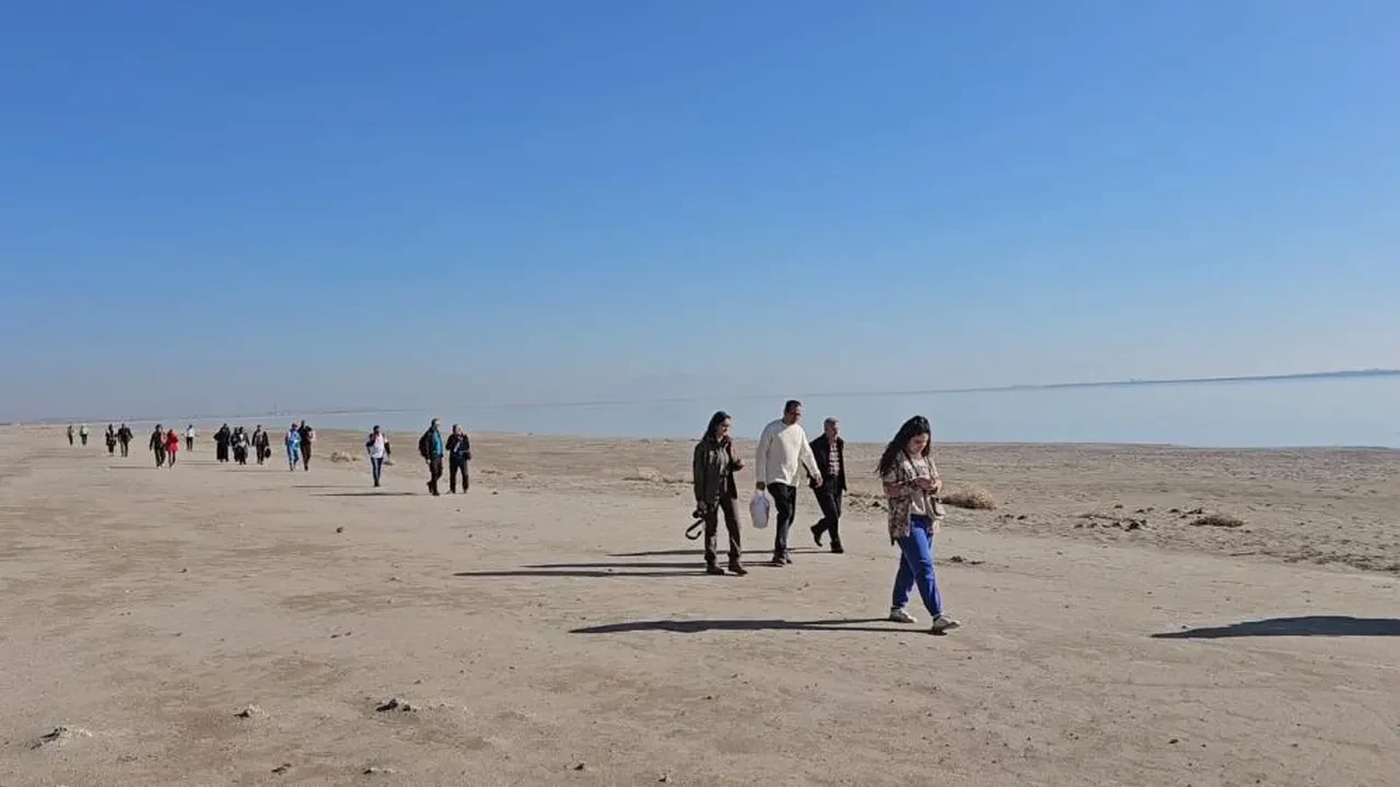 Binlerce kuş türünün ev sahibi ciddi tehlike altında! Arin Gölü kuraklıkla boğuşuyor