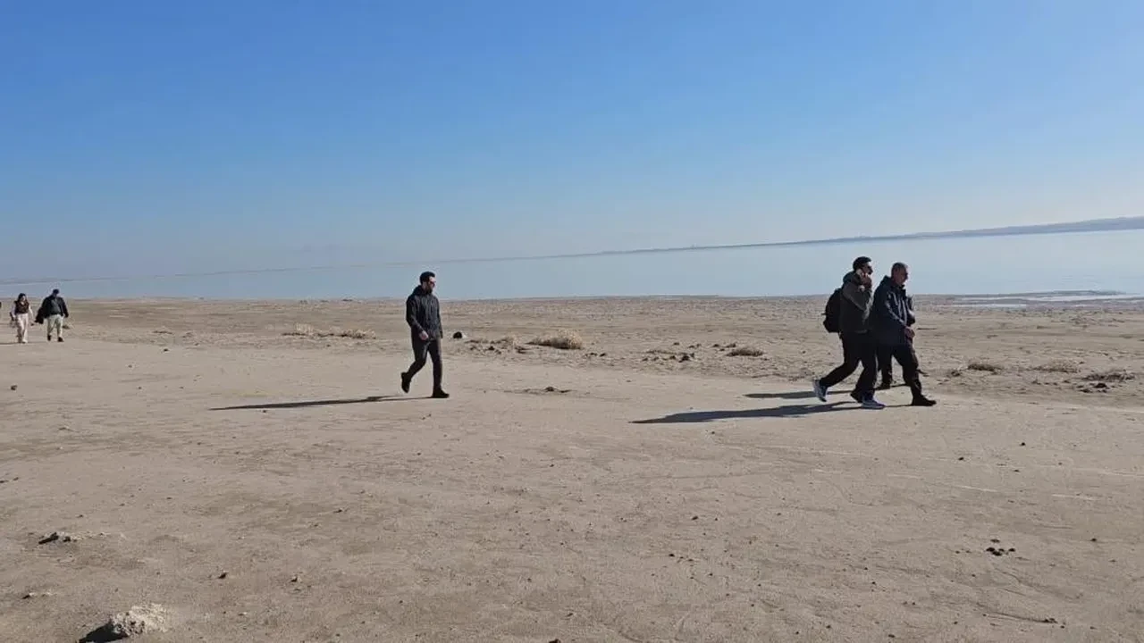 Binlerce kuş türünün ev sahibi ciddi tehlike altında! Arin Gölü kuraklıkla boğuşuyor