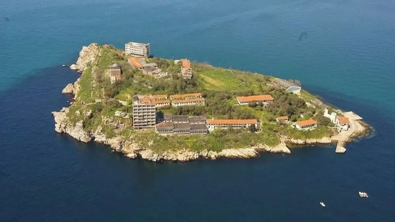 Demokrat Parti, komisyondan ayrıldığını açıkladı