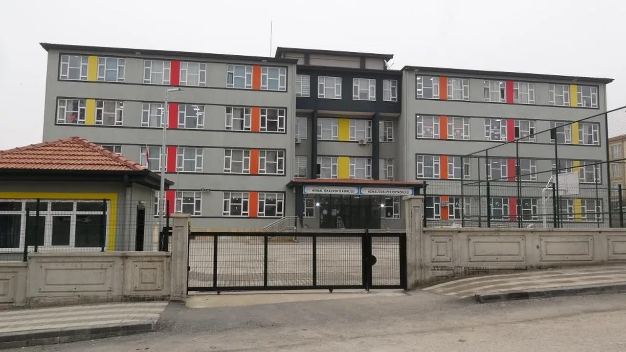 Malatya'da şoke eden ölüm! 12 yaşındaki Sude kalp krizi geçirdi