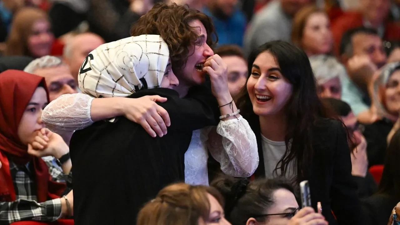 Öğretmen adaylarına çifte bayram! 15 bin atama sonuçları bugün açıklanacak