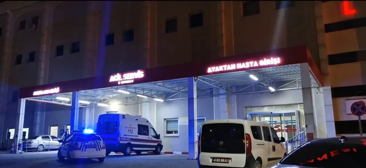 Okul çıkışı kabusu yaşadılar: 5 liseli yediklerinden zehirlendi