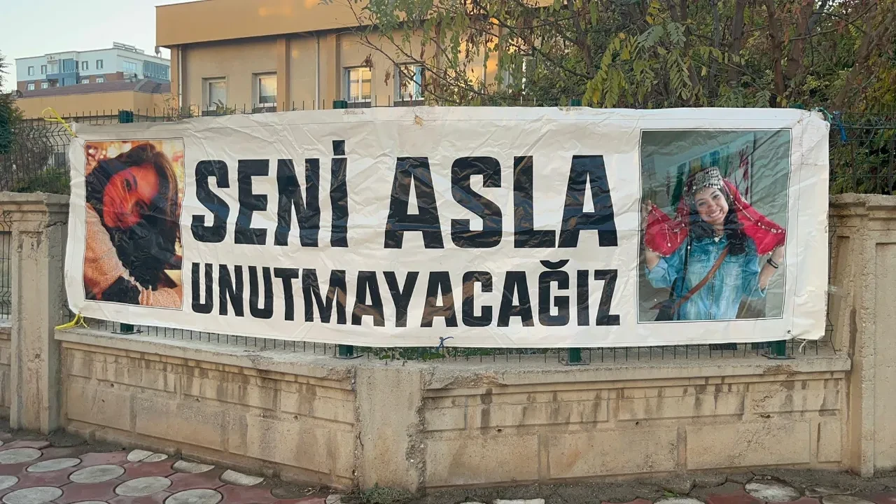 Şehit öğretmen Aybüke Yalçın, vurulduğu yerde anıldı