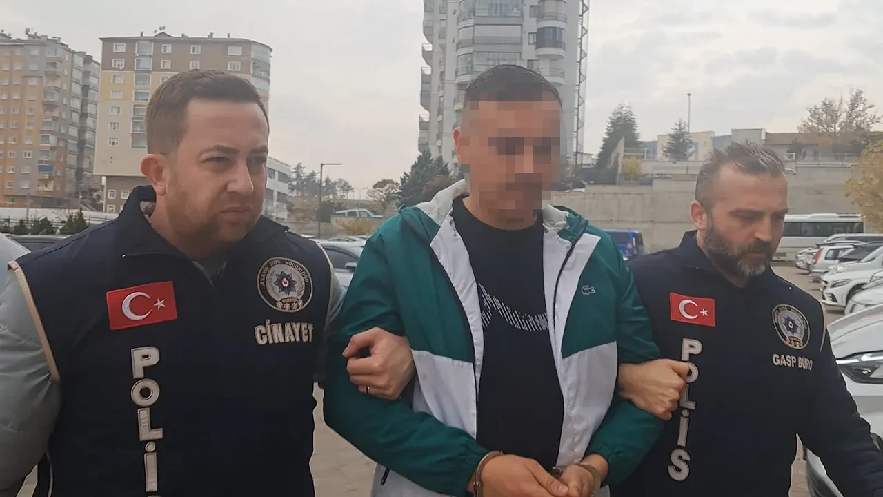 Ağabeyini öldüren kardeşten şoke eden ifade! 'Üzerimdeki bıçağı çıkarıp...'