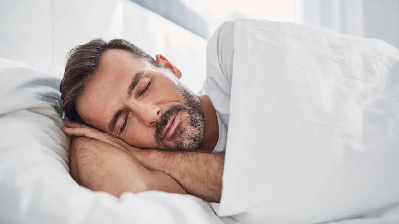 Doçent doktordan uykuya dair kritik uyarılar! "Az uyumanın ciddi riskleri var"