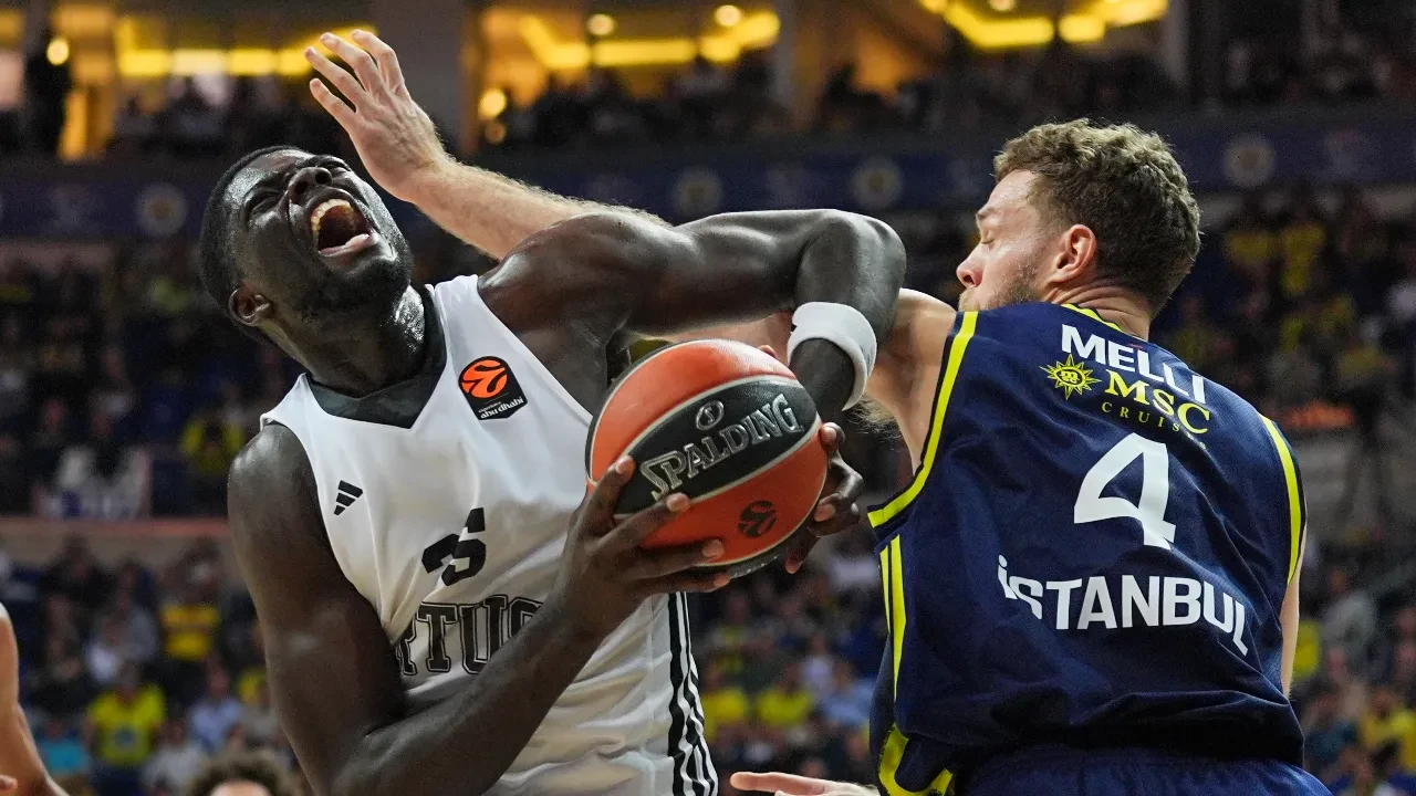 Fenerbahçe Virtus Bologna maç skoru kaç kaç? Parkede seriye devam