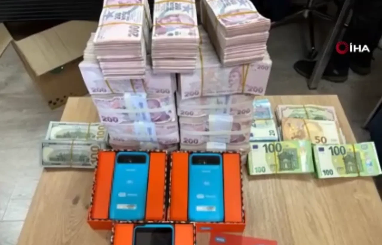 İstanbul'da POS cihazı tefeciliği yapan örgüt çökertildi!