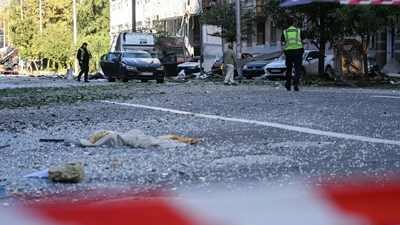 Rusya'dan Ukrayna'nın kalbi Kiev'e hava saldırısı! Ölü ve yaralılar var